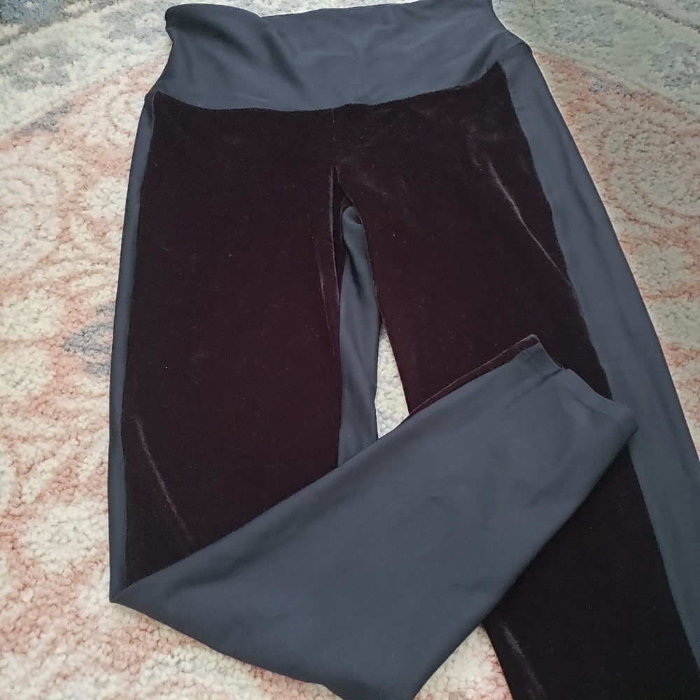 Yummie Shaping Leggings Velvet Front Panel…